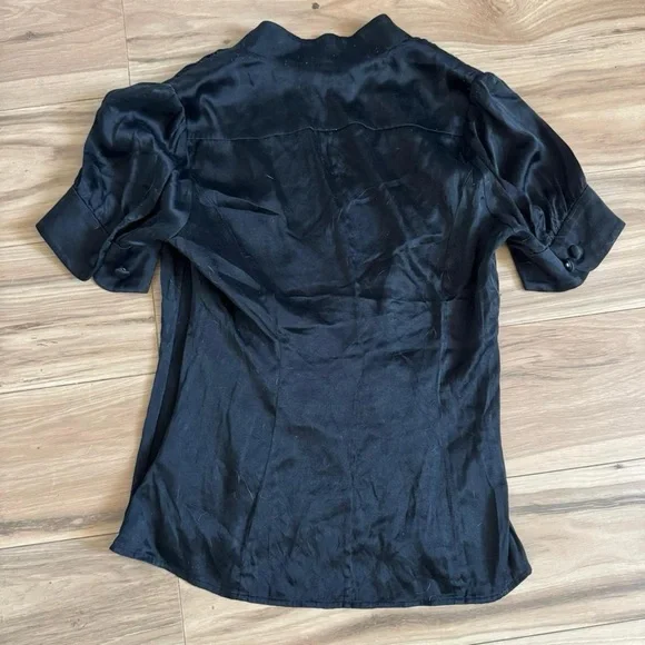 2000’s Vintage Black genuine silk cap short sleeve v-neck plunge bust blouse - Picture 7 of 7